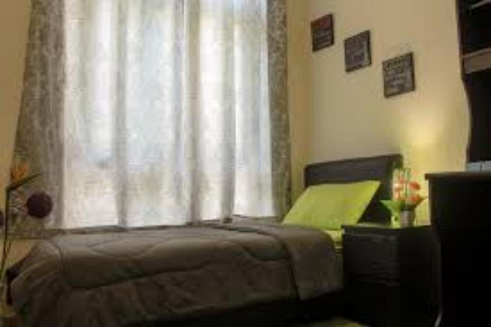 Staff Guest House Nyíregyháza 外观 照片